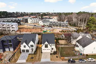 1326 Oaklawn Ave NE, Brookhaven, GA 30319 - Photo 10