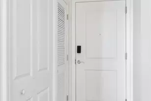 3040 Peachtree Rd NW, Atlanta, GA 30305 - Photo 4