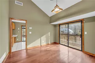 6302 Valley Stream Dr, Cumming, GA 30040 - Photo 12