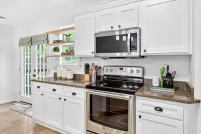 8635 Sapphire Lane, Gainesville, GA 30506 - Photo 8