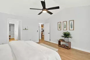 8635 Sapphire Ln, Gainesville, GA 30506 - Photo 14