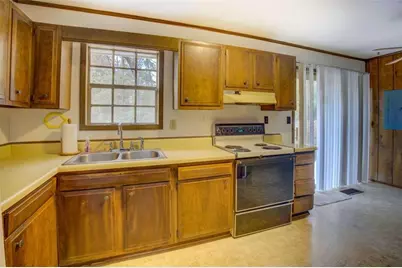 2258 Pinetree Lane, Conyers, GA 30012 - Photo 18