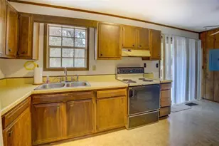 2258 Pinetree Ln, Conyers, GA 30012 - Photo 18