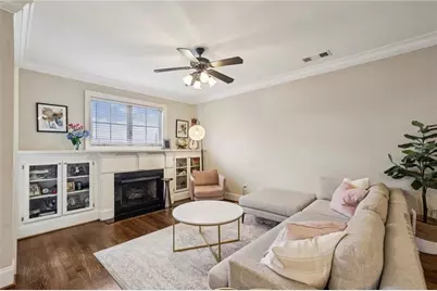 305 Le Gran Bend, Atlanta, GA 30328 - Photo 4