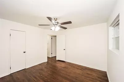 5726 Southwick Court SW, Atlanta, GA 30349 - Photo 4