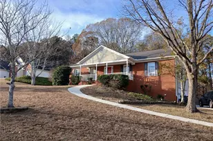 3930 Hamilton View Way, Dacula, GA 30019 - Photo 2