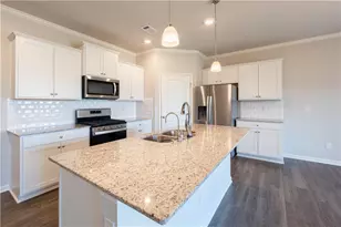 6872 Lake Overlook Ln, Flowery Branch, GA 30542 - Photo 18