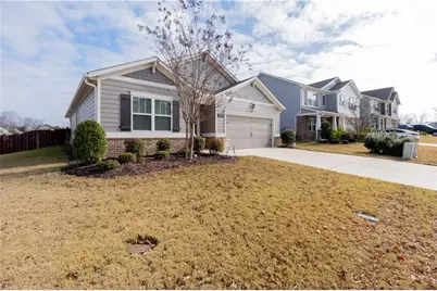 6872 Lake Overlook Lane, Flowery Branch, GA 30542 - Photo 4