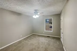 536 Bluff Ct, Woodstock, GA 30188 - Photo 8