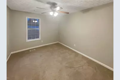 536 Bluff Court, Woodstock, GA 30188 - Photo 4