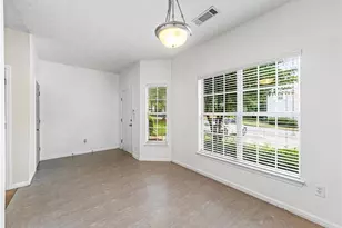 2523 Walden Lake Dr, Decatur, GA 30035 - Photo 4