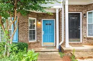 2523 Walden Lake Dr, Decatur, GA 30035 - Photo 2