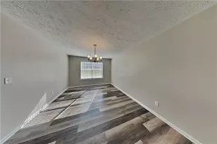 3193 English Ivy Ln, Buford, GA 30519 - Photo 8