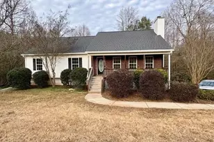 139 Marie Ct, Athens, GA 30607 - Photo 2