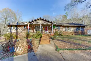 329 River Bend Dr, Royston, GA 30662 - Photo 2