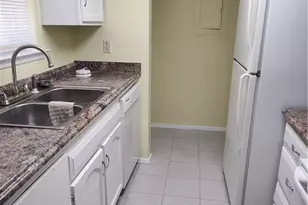 615 Garden Walk Dr, Stone Mountain, GA 30083 - Photo 2