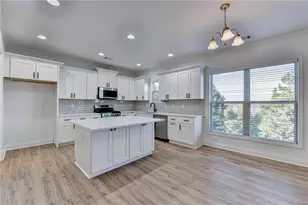 3670 Baxley Ridge Dr, Suwanee, GA 30024 - Photo 10