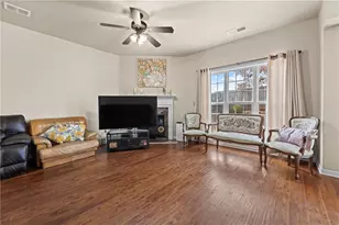 2635 Gateview Ct, Cumming, GA 30040 - Photo 10