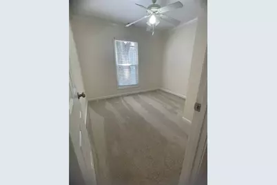 1833 Phillips Avenue, East Point, GA 30344 - Photo 10