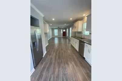 1833 Phillips Avenue, East Point, GA 30344 - Photo 4