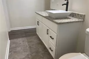 1833 Phillips Ave, East Point, GA 30344 - Photo 8