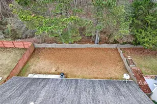 1656 Dunton Green Way, Lawrenceville, GA 30043 - Photo 24