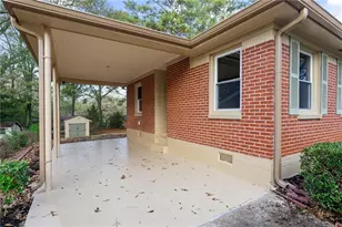 2533 Plantation Dr, East Point, GA 30344 - Photo 4