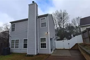 2395 Lexington Ln, Cumming, GA 30040 - Photo 16