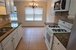 2395 Lexington Ln, Cumming, GA 30040 - Photo 8