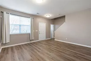 1001 Lanier Springs Ct, Buford, GA 30518 - Photo 4