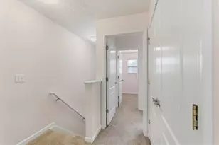 2818 Village Trce, Atlanta, GA 30344 - Photo 16