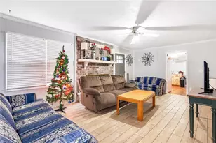 2305 Eastgate Dr, Snellville, GA 30078 - Photo 4