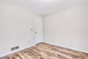 2305 Eastgate Dr, Snellville, GA 30078 - Photo 18