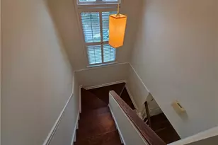 8 Old Decatur Cir, Decatur, GA 30030 - Photo 18