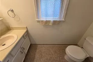 8 Old Decatur Cir, Decatur, GA 30030 - Photo 14