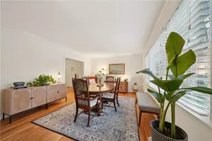 2419 Kings Point Dr, Dunwoody, GA 30338 - Photo 10