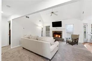 615 Overhill Dr, Woodstock, GA 30189 - Photo 6