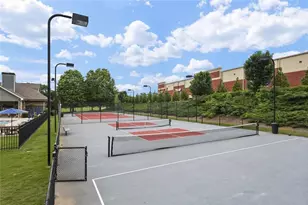 423 Royal Cres Ln E, Canton, GA 30115 - Photo 4