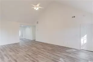 1030 Chapel Hill Dr, Lawrenceville, GA 30045 - Photo 10