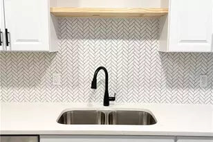 359 Mimosa Dr, Buford, GA 30518 - Photo 2