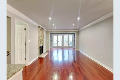 3201 Lenox Road NE #39, Atlanta, GA 30324 - Photo 2