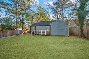 1901 Maywood Pl NW, Atlanta, GA 30318 - Photo 24