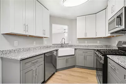 2816 Crest Ridge Way SW, Marietta, GA 30060 - Photo 8