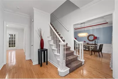 1050 York Trace SW, Marietta, GA 30064 - Photo 4