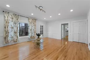 1050 York Trace SW, Marietta, GA 30064 - Photo 8