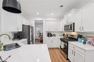 218 Haleys Ct, Woodstock, GA 30188 - Photo 16