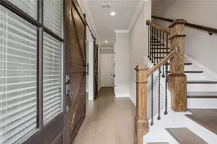 220 Napa Dr, Woodstock, GA 30188 - Photo 2