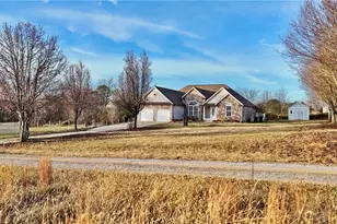 4389 N 225 Hwy, Chatsworth, GA 30705 - Photo 2