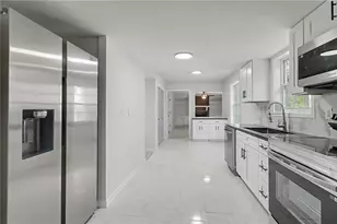 432 Rock Meadow Dr, Stone Mountain, GA 30088 - Photo 6