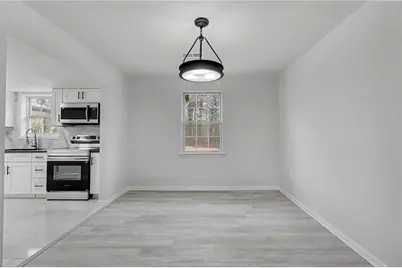 432 Rock Meadow Drive, Stone Mountain, GA 30088 - Photo 8